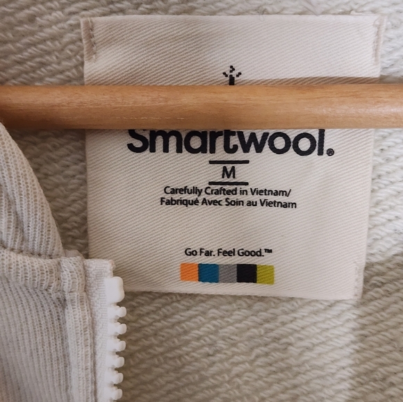 Smartwool White Sleeveless Hoodie with Front Pocket - Picture 8 of 8